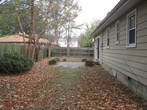 4th image of 837 Townsend Ct