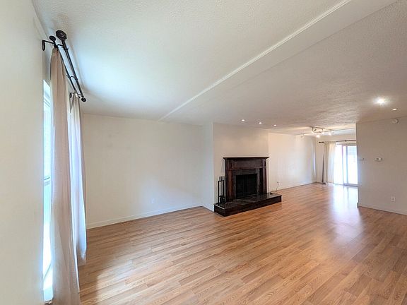 3rd image of 1048 Josephine St APT B