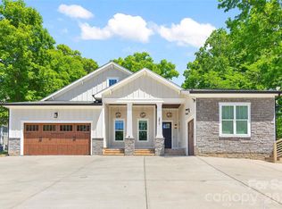 2917 Lake Shore Rd S, Denver, NC 28037