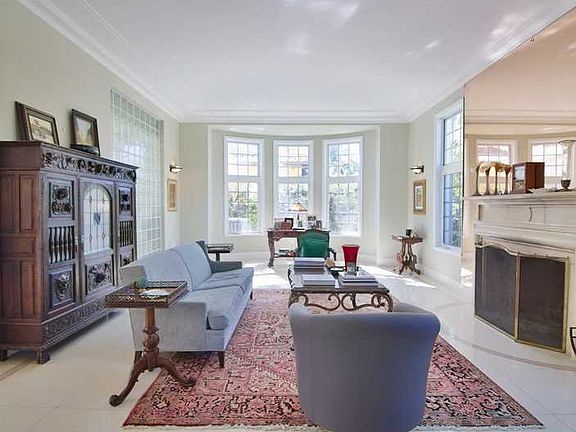 Landmark Med-Deco Pool Home