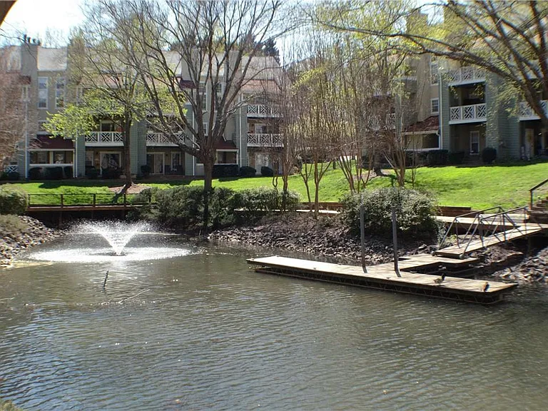 19843 Henderson Rd #L — Photo 19