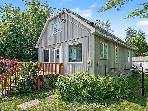 2nd image of 6811 Flewellyn Rd