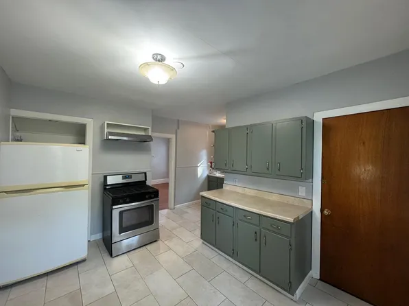 7 Bay State Ave #1, Somerville, MA 02144