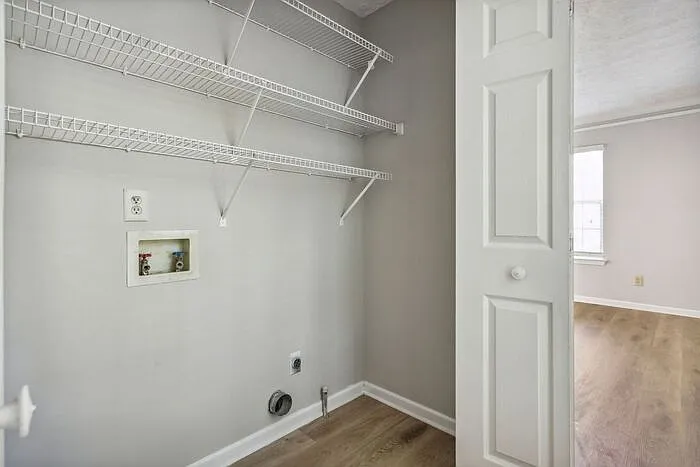 525 Abbotts Hill Ln — Photo 10