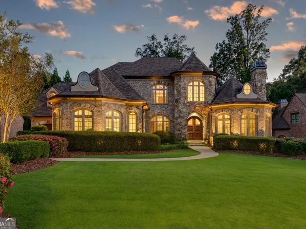841 Camden Park Ct NE, Atlanta, GA 30342