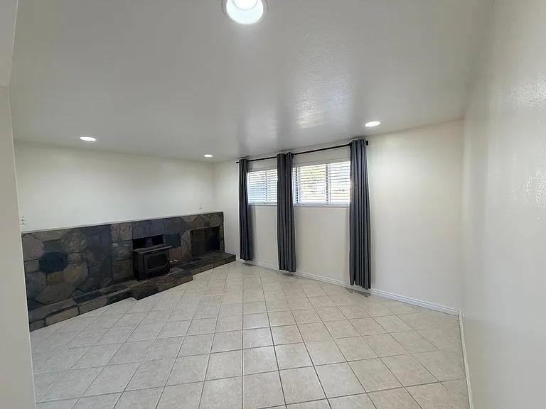 3693 W Pensacola Cir — Photo 2