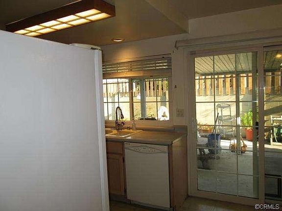 3rd image of 5911 Lancashire Ave