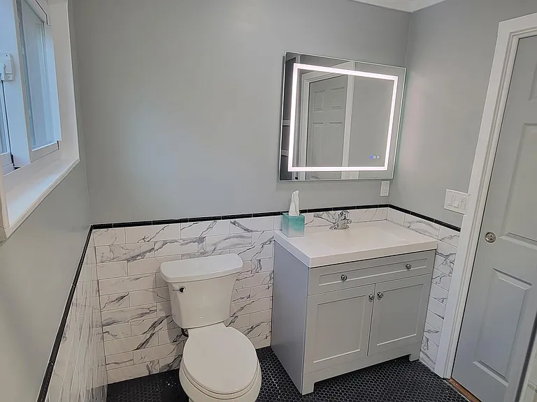 1828 Harrison Ave — Photo 5