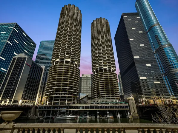 300 N State St APT 5306, Chicago, IL 60654