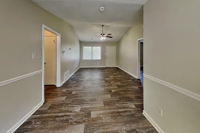 2215 Medlin Ct — Photo 8