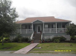 535 Cypress St, Raceland, LA 70394