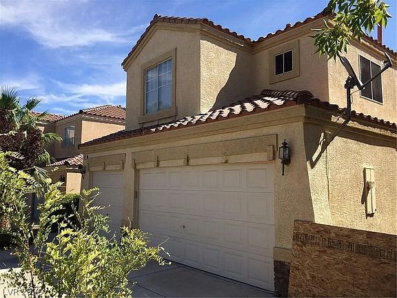 2nd image of 256 Camino Viejo St