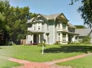 305 N Maple St, Peabody, KS 66866
