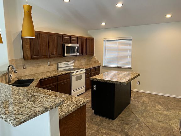 2nd image of 2843 W Ribera Pl