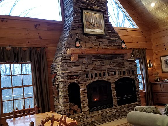 4th image of 155 Woodhaven Ln