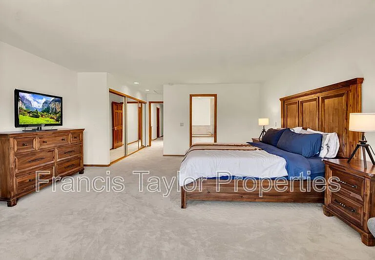 749 Flagstone Ct — Photo 12
