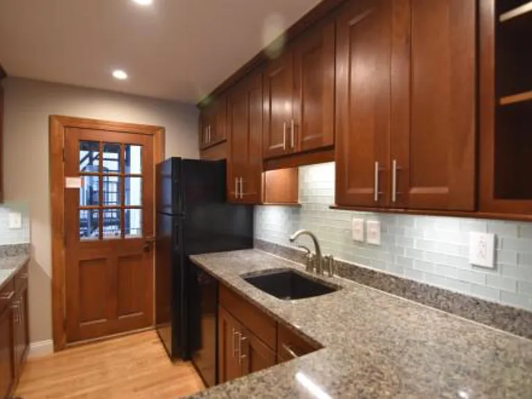 84 Gordon St #206 — Photo 7