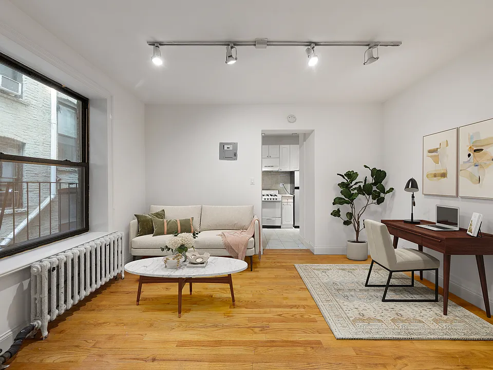 19 Commerce St #10A