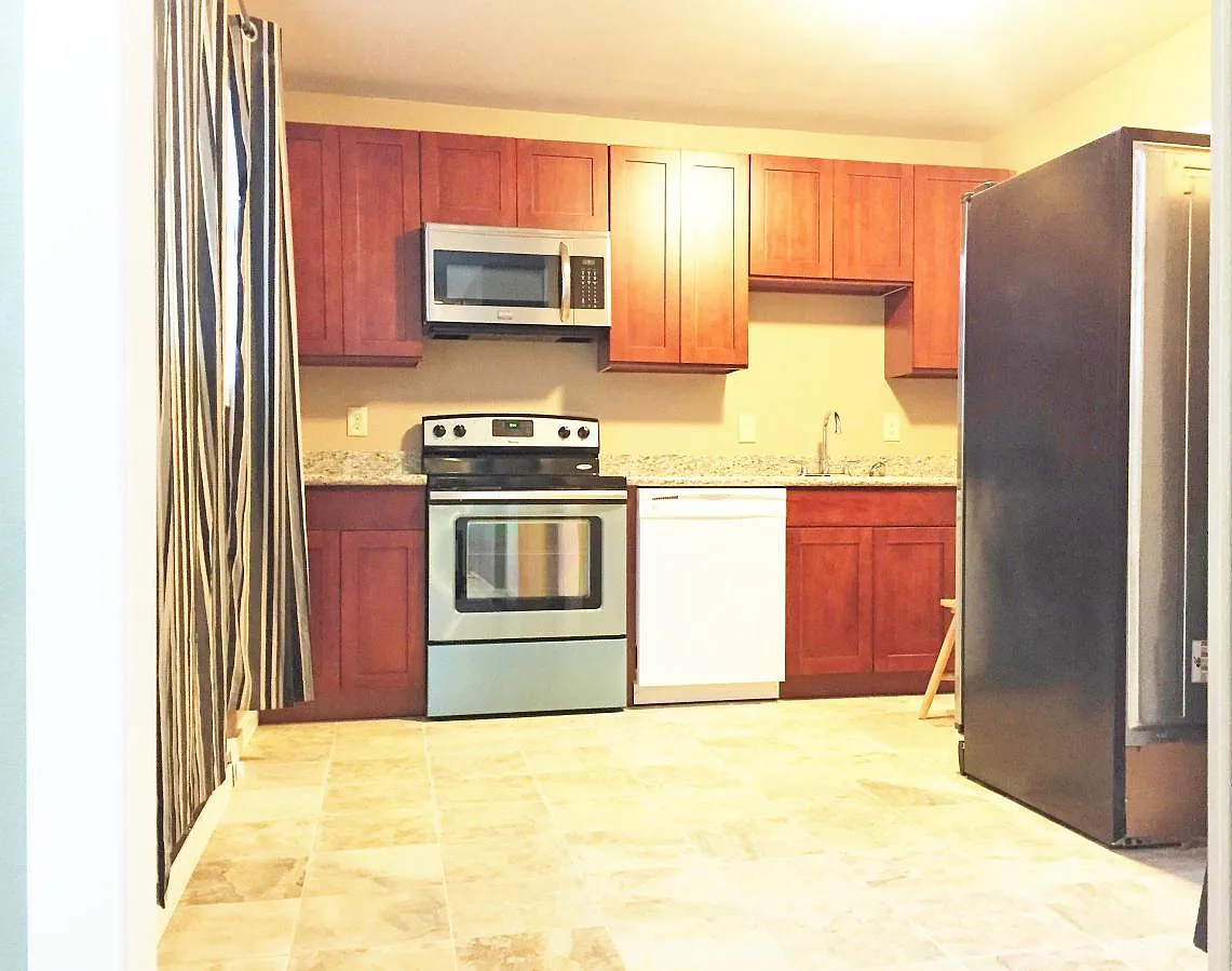 6005 142nd Court NE — Photo 3