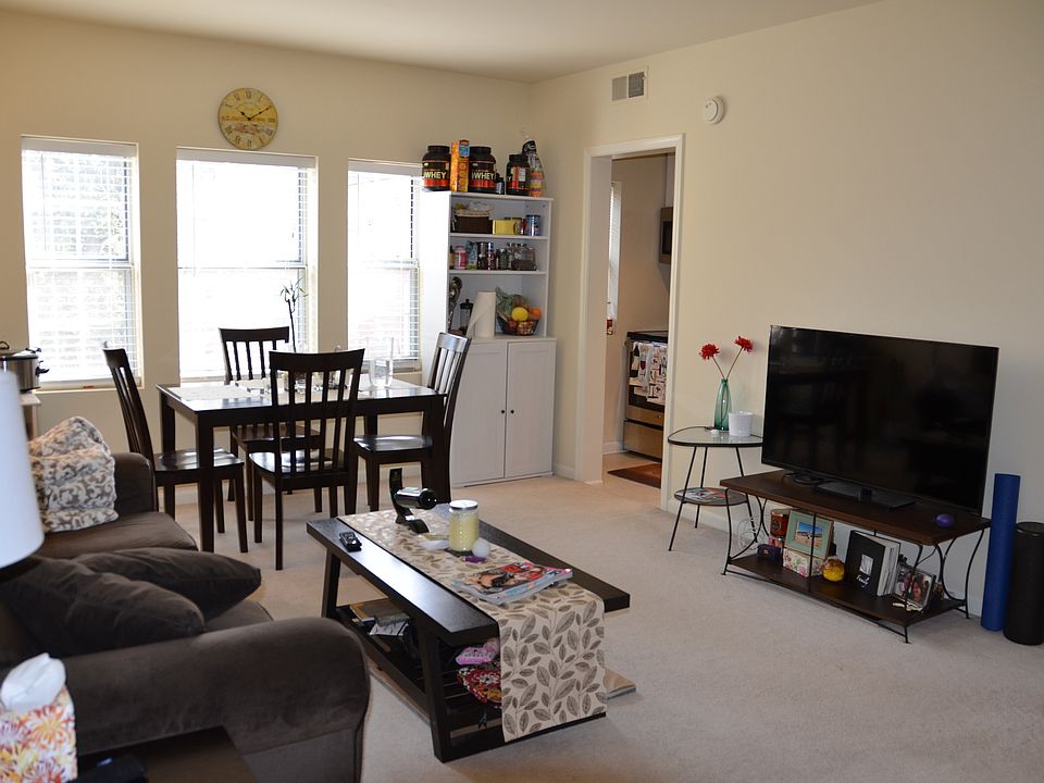 Living/Dining Room