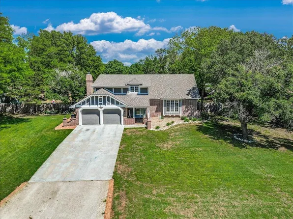 1540 S Krista Ln, Derby, KS 67037