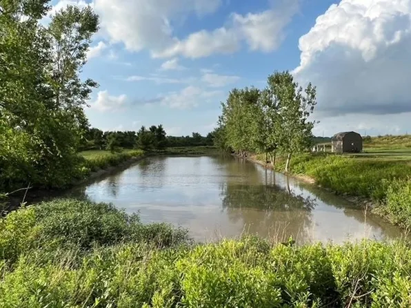 1 W 38th St, Hastings, NE 68901