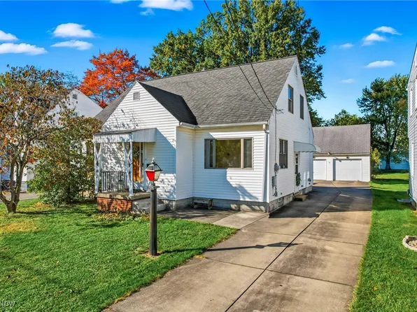 1727 Lexington Ave NW, Warren, OH 44485