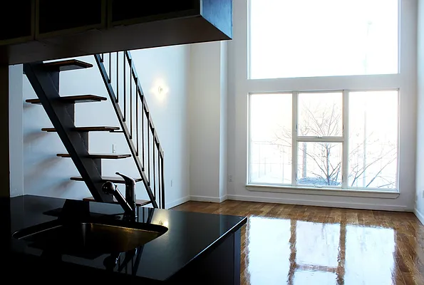 Rented by Premier Metro Realty Corp | media 43