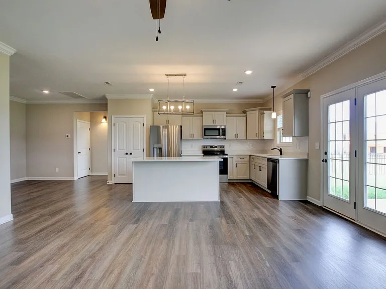 2547 Rafiki Dr — Photo 29