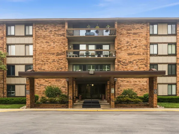 101 Lake Hinsdale Dr APT 108, Willowbrook, IL 60527