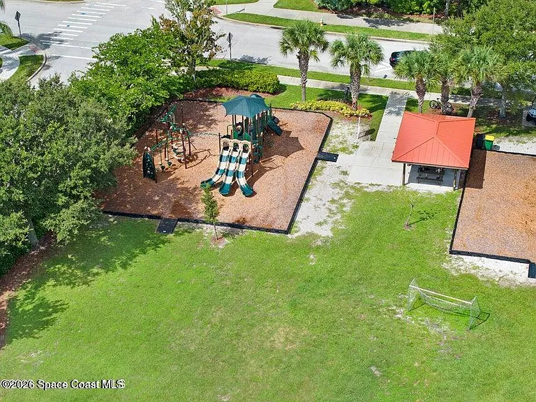 2039 Tullagee Ave — Photo 45
