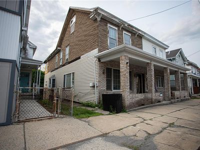 27 E Ridge St, Lansford, PA, 18232