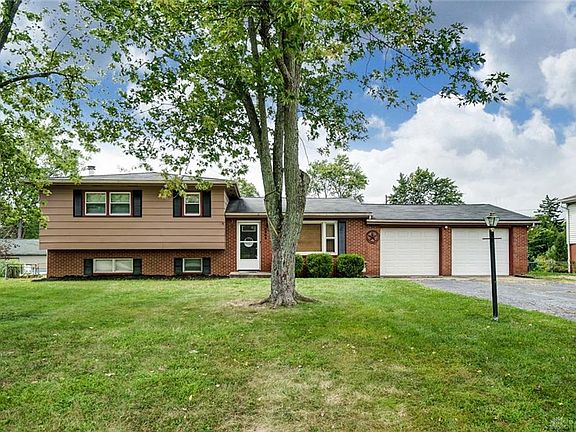 2nd image of 3209 Moyer Dr