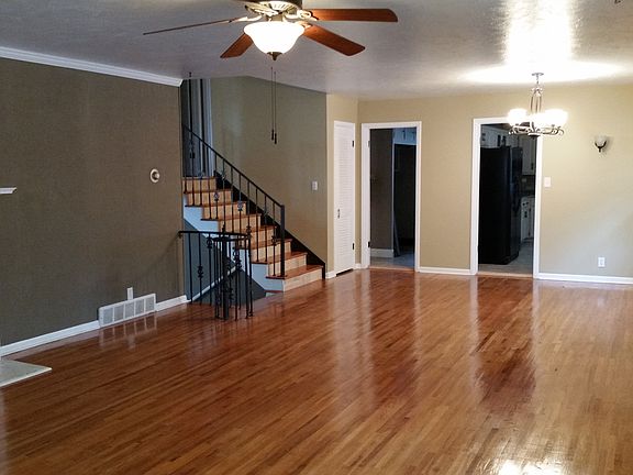 3rd image of 2627 Kimberly Dr