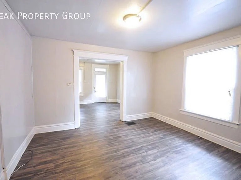 315 E 17th Ave — Photo 3