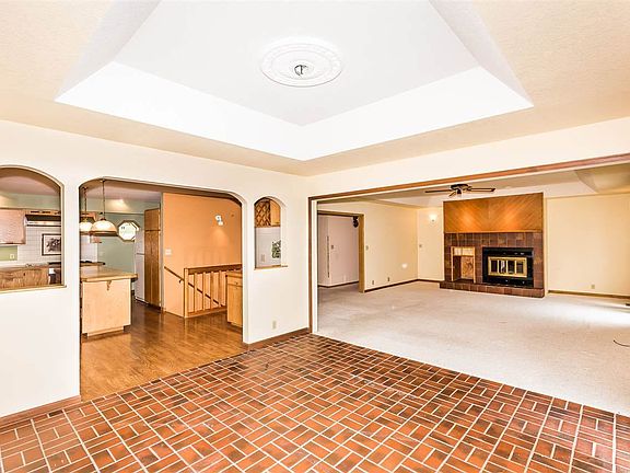 5th image of 3315 Northwood Dr