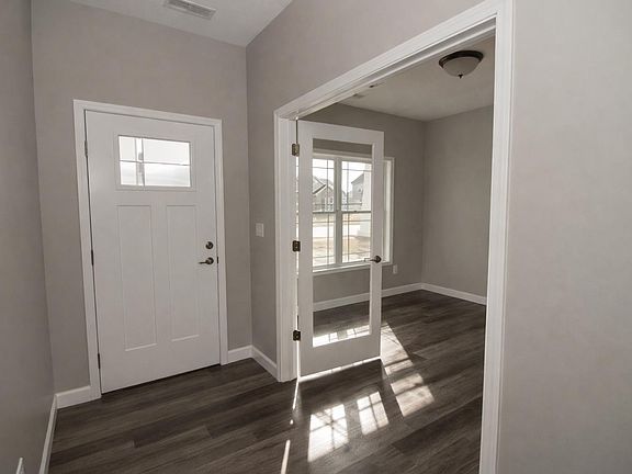 5th image of 2844 Needletail Dr