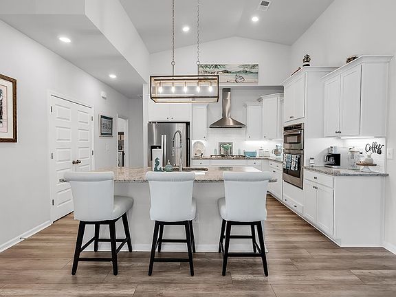 5th image of 5672 Canary Island Ct.