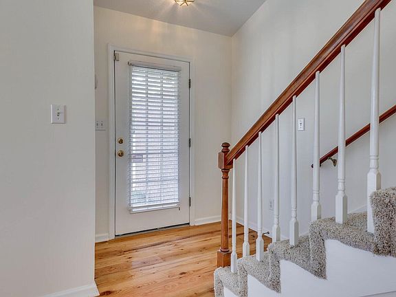 3rd image of 537 Cedar Rock Drive