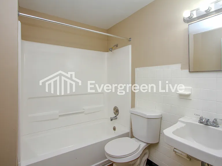 10053 Nassau Ln — Photo 13