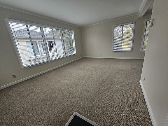 2nd image of 1025 Noel Dr #D