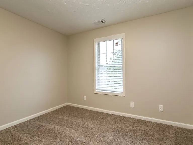 3391 Kittery Dr — Photo 13