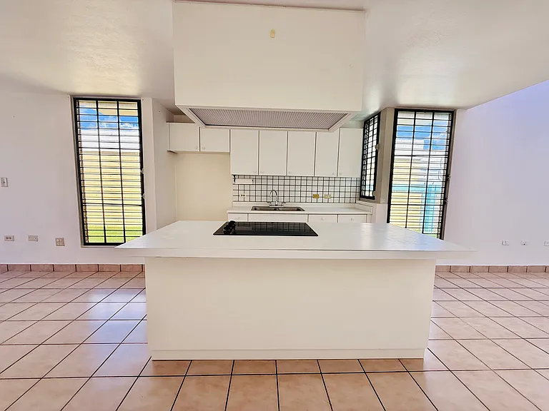 140 Calle Azucena — Photo 3
