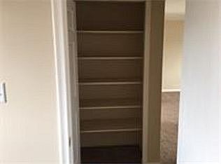 1st image of 515-541 E Saint Clair St #11383818