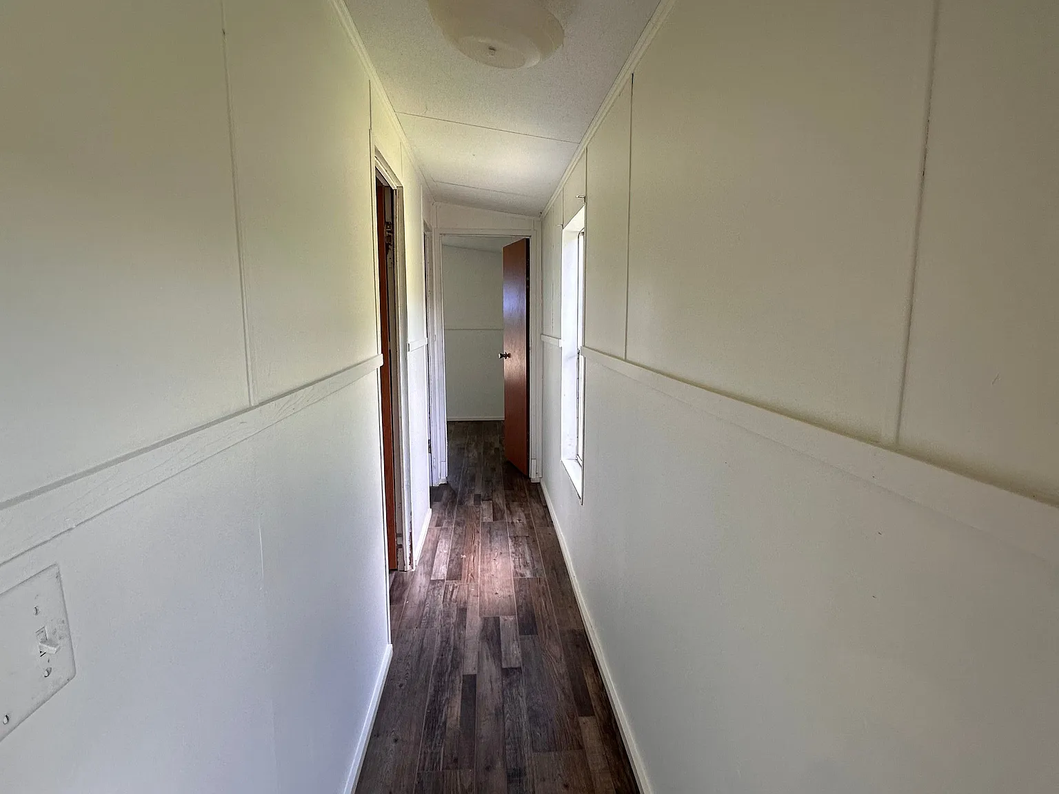 3 bed, 2.0 bath, 1216 sqft, $1,000 — Photo 4