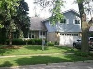 1345 Parkside Dr, Park Ridge, IL 60068