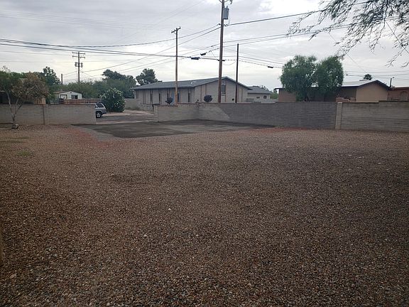 Back Parking Area
