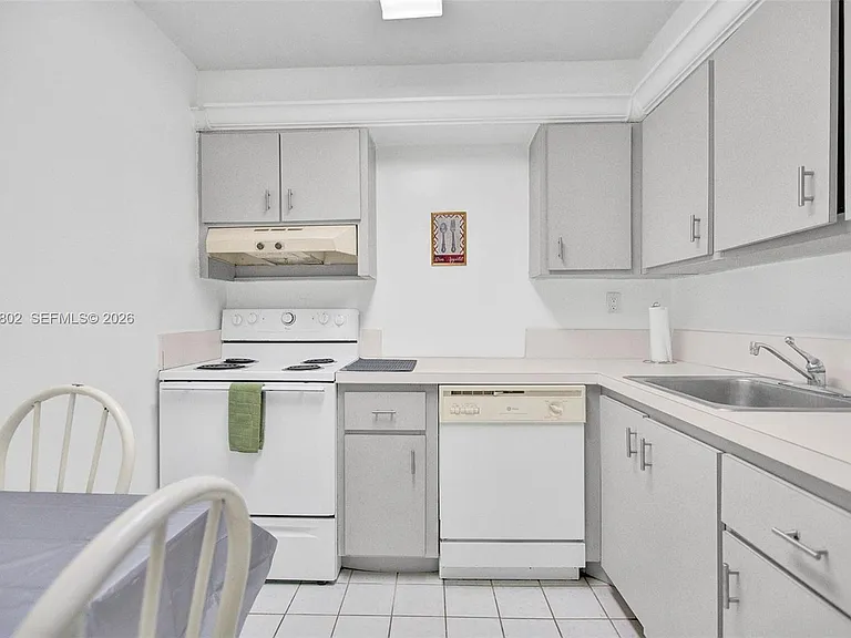200 172nd St #514 — Photo 12