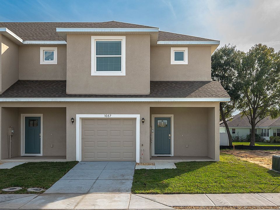 1st image of 1029 Oak Hammock Dr #1