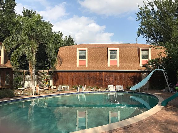 Very large and deep pool
